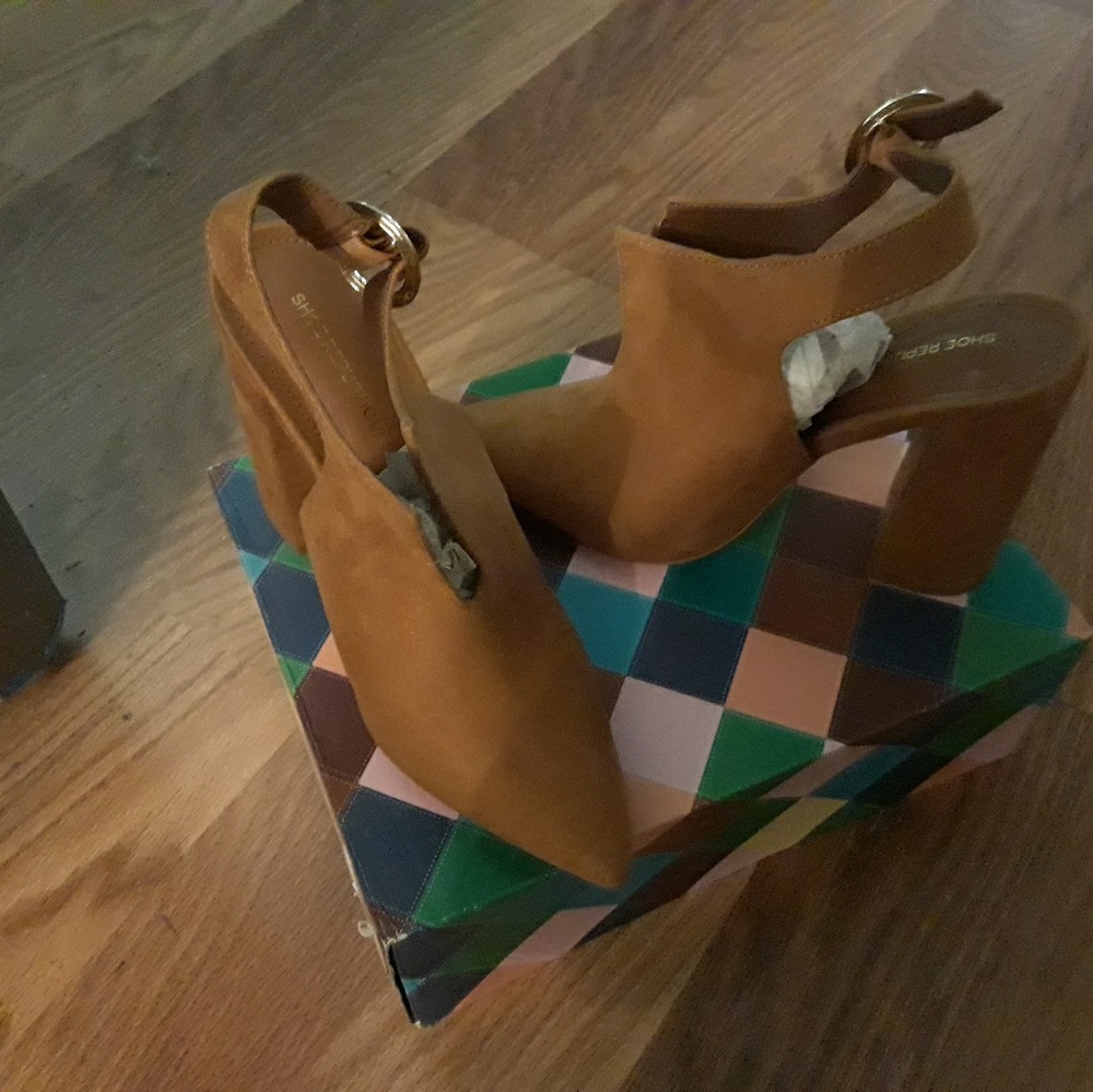 Shoe Republic LA Shoes